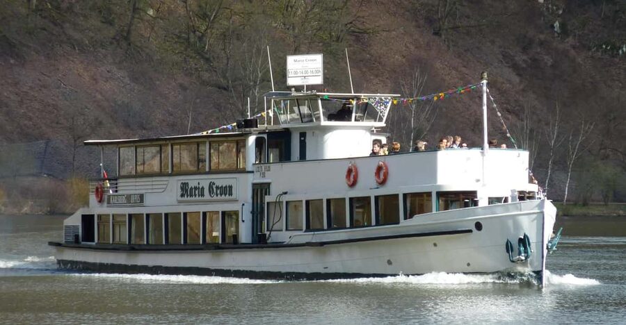 1 hour boat cruise with fragrant coffee and homemade strudel - Key points to know before boarding