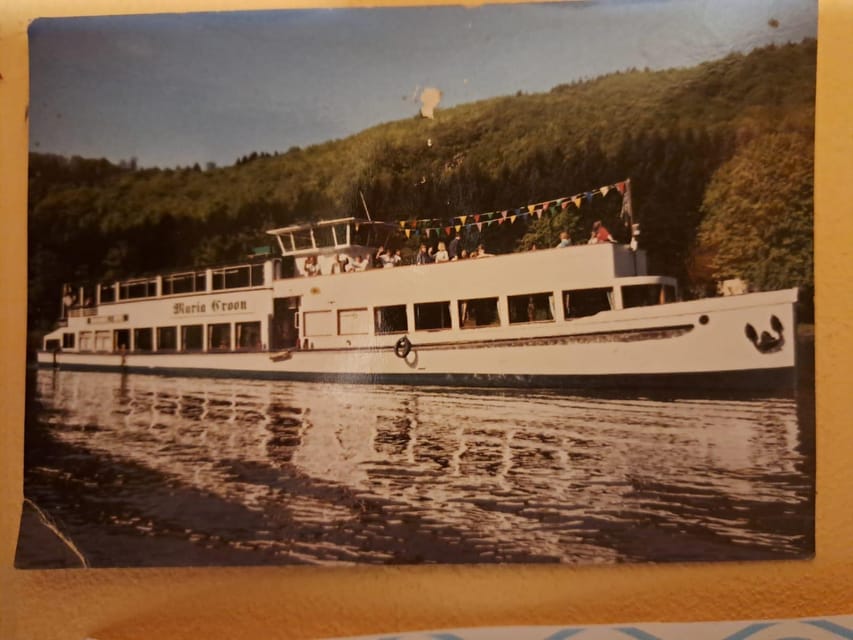 1 hour boat cruise with fragrant coffee and homemade strudel - Is $20 good value in Prague?