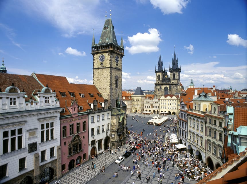 1-Hour Orientation Tour by Bus and Museum story of Prague - Meeting the bus beside Old Town Square