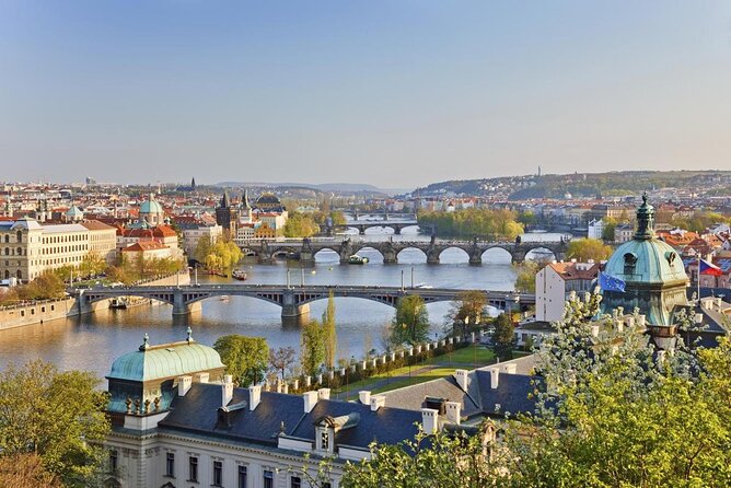 1 hour Prague Panoramic Vltava River sightseeing Cruise - Prague Castle from the Vltava