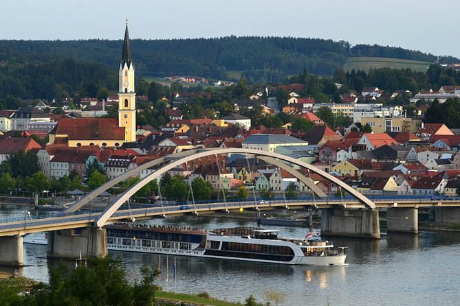 1-way Prague to Vilshofen private transfer - up to 7 passengers - Who Will Get the Most Value