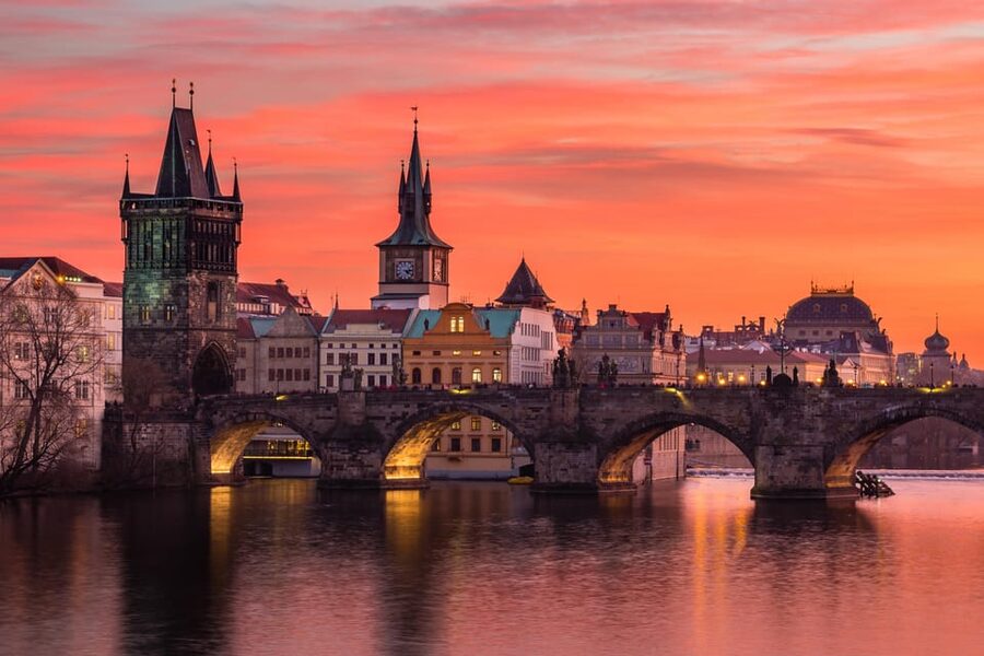 1000 years of history! Evening walking foodie tour - Kampa Island brings the main meal