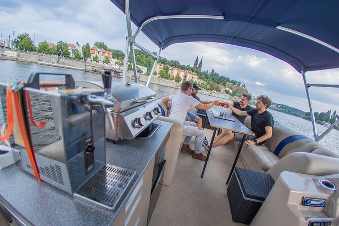3 Hours Prague Private Boat Cruise Beer or Prosecco Unlimited - Why This Cruise Works Best for a Group
