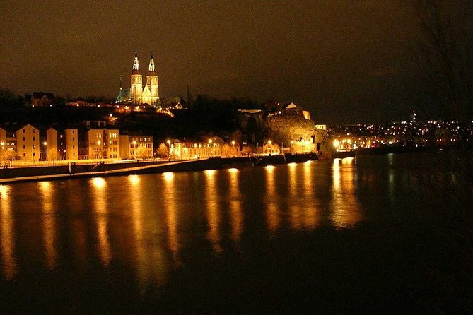 4-hour Private Prague by Night Tour - Prague Castle and the hilltop view