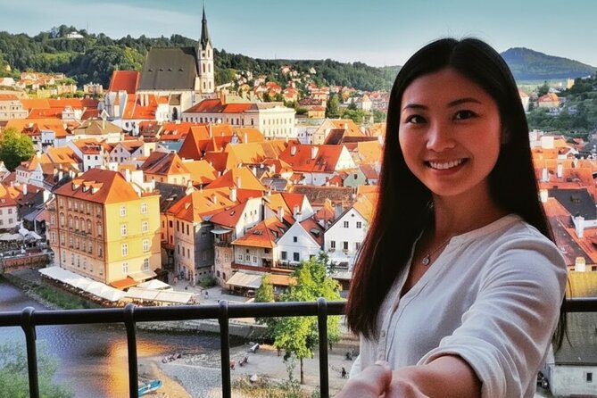 5h All-in SUMMER Tour River Cruise, Castle, Lunch & Treats - Castle courtyards, bears, and the Little Castle