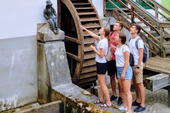 5h All-in SUMMER Tour River Cruise, Castle, Lunch & Treats - One hour on a traditional timber raft