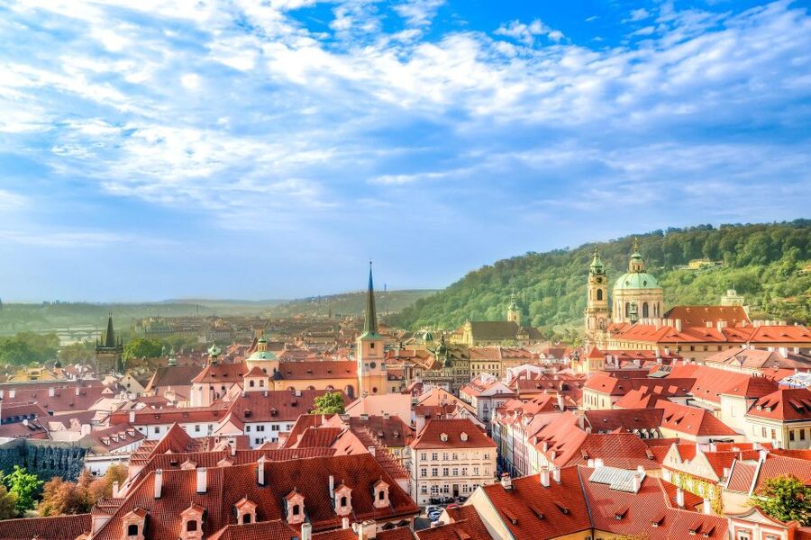 5h Prague City Highlights Tour, Local Lunch & Snack Incl. - Starting at the Municipal House and Powder Gate