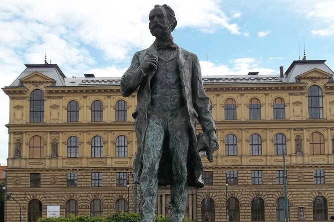 6 hours Musical Prague Private Tour by car - Ema Destinnová in Malá Strana