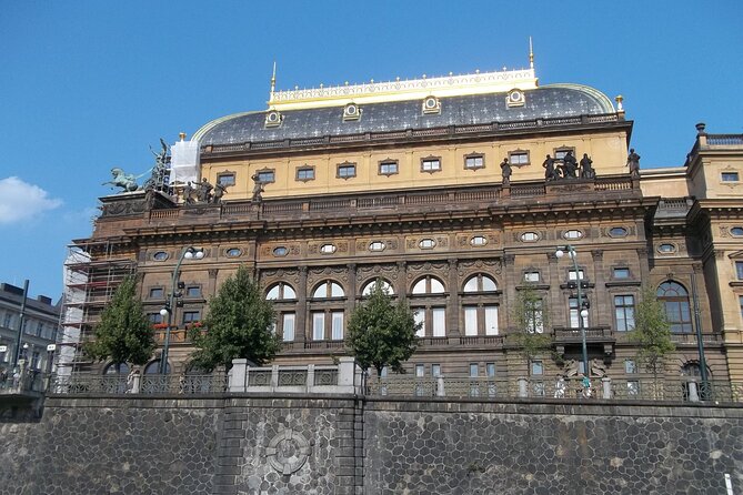 6 hours Musical Prague Private Tour by car - Lennon Wall and the Beethoven sycamore