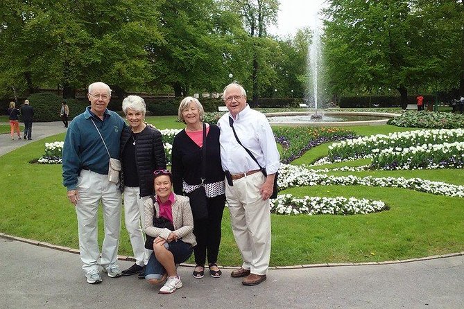 6 hours Prague Gardens and Parks Private Tour by car - Wallenstein Palace Gardens and the famous white peacock