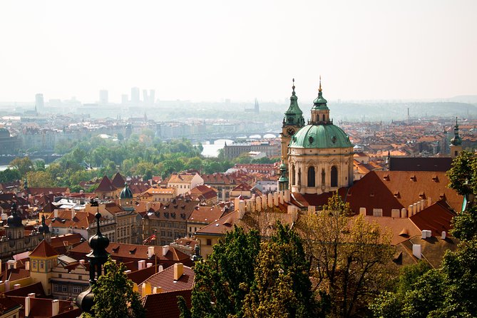 Architectural Prague: Private Tour with a Local Expert - Dancing House: Prague’s modern finish
