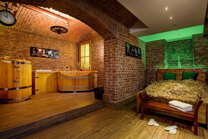 Beer bath Spa for 2 people/ 1 tub - 1,5 hour Activity in Prague - What the Prague beer bath actually is