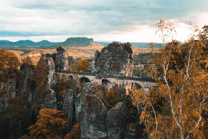 Best of 2 Countries in 1 Tour: Bohemian Saxon Switzerland - Lunch helps keep the day comfortable