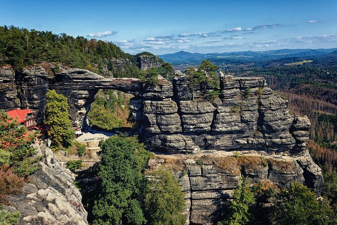 Best of 2 Countries in 1 Tour: Bohemian Saxon Switzerland - Leaving Prague for Bohemian Switzerland