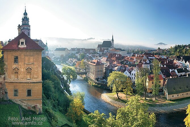 Best of Cesky Krumlov Old Town and Castle Exteriors - Timing, walking, and practical limits