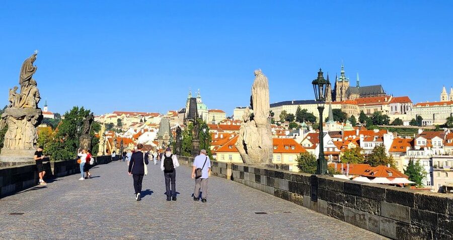 Best of Prague Private Walking Tour - Why starting at Prague Castle works so well
