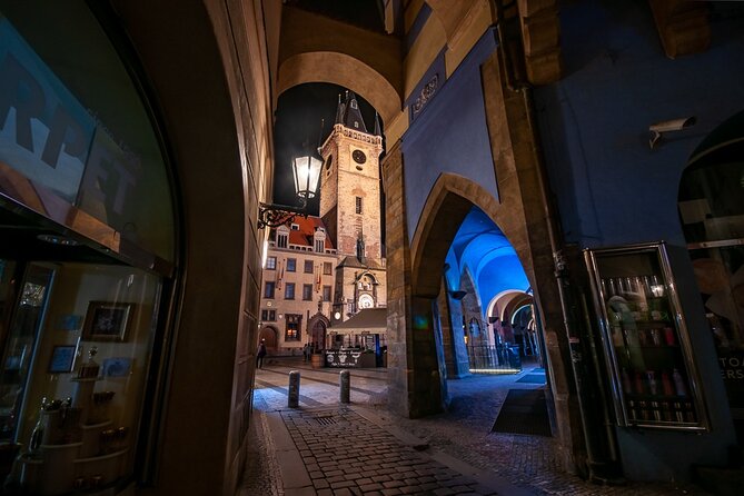 Best views of Prague by night - Why a night drive gives you a different Prague