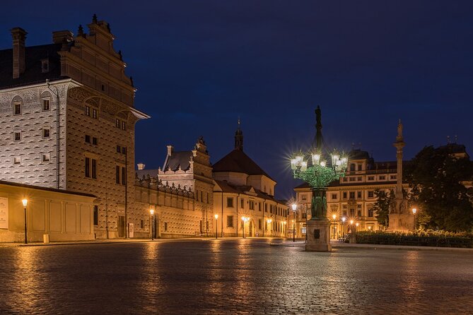 Best views of Prague by night - A drink break at the Dancing House