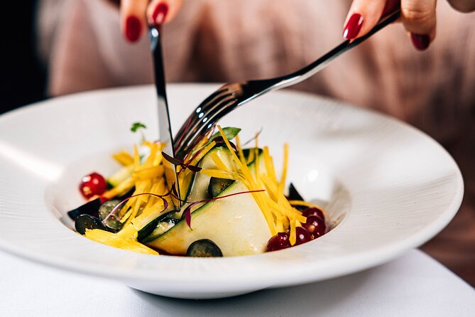 Cabaret in the Heart of Prague 2 Hours Show - The welcome drink and four-course dinner