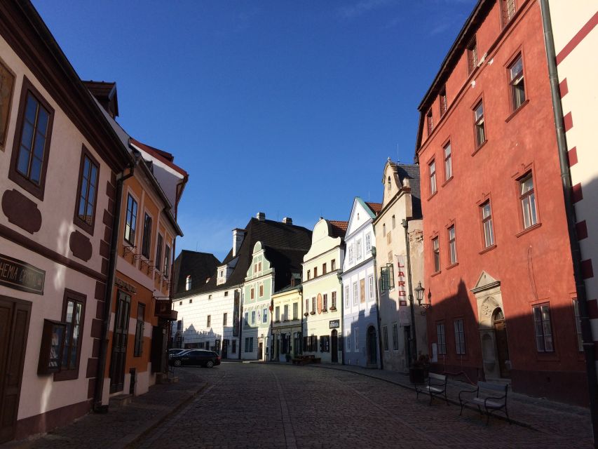 Český Krumlov: 2 Hour Private Walking Tour with Guide - St. Vitus Church and the town’s changing story