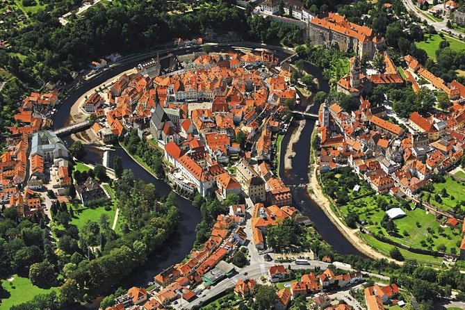 Cesky Krumlov Full day tour from Prague and back - Why Český Krumlov works as a Prague day trip