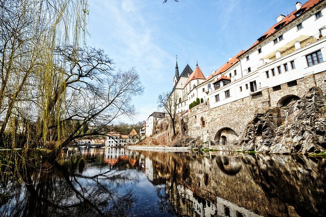 Cesky Krumlov One Day Trip from Prague by bus - The 2.5-hour ride from Prague to South Bohemia