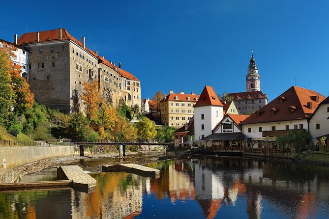 Cesky Krumlov One Day Trip from Prague by bus - Two hours to eat, shop, and wander