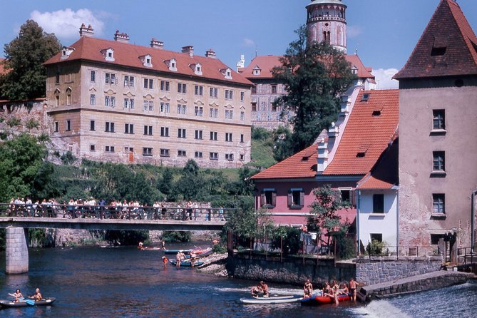 Cesky Krumlov One Day Trip from Prague by bus - Český Krumlov Castle and the 60-minute interior tour