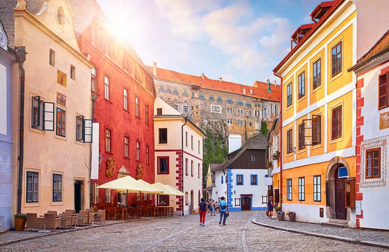 Cesky Krumlov: Private 2-Hour City Walking Tour - Key points to know before booking