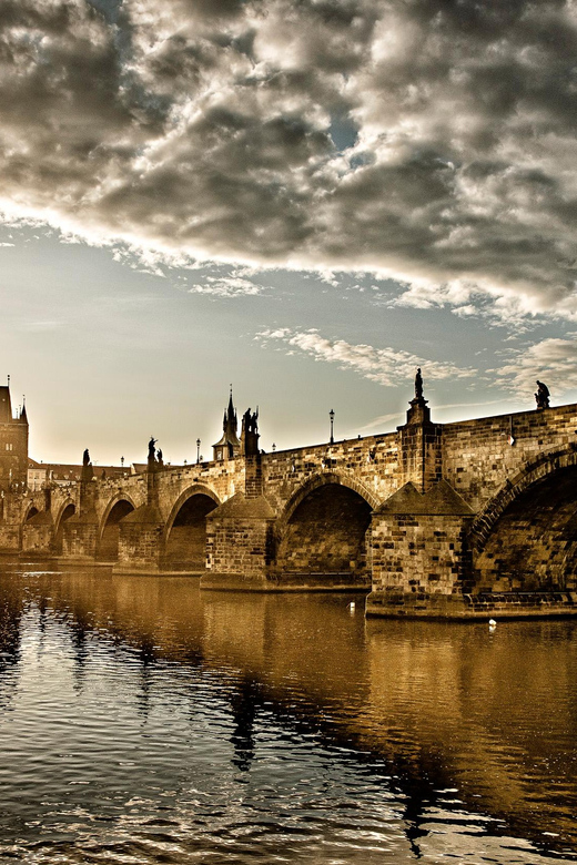 Charles Bridge & Lesser Town Walking Tour - Starting at Old Town Square and the Old Town Hall