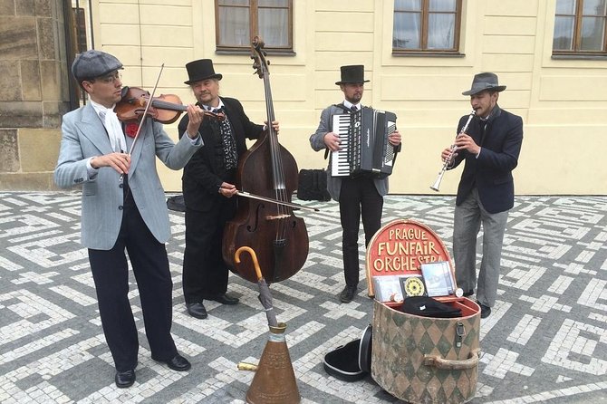 City tour to the top 10 attractions in Prague private tour - Starting at nám. Curieových 7 in Prague 1