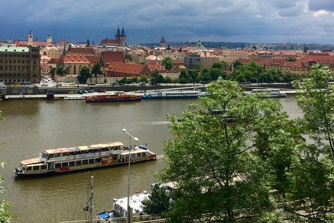 City tour to the top 10 attractions in Prague private tour - Prague Castle, with a useful evening possibility