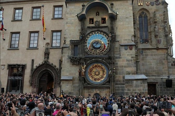 City tour to the top 10 attractions in Prague private tour - Old Town, where Prague’s story begins