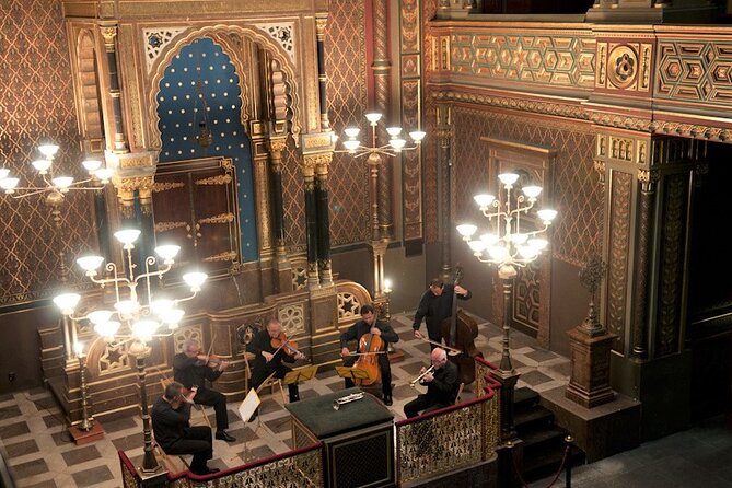 Classical Concert in Spanish Synagogue - Entering the Spanish Synagogue in Prague