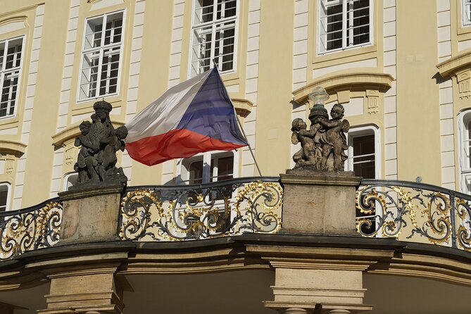 Complete Prague Castle Tour (Tickets to Interiors Included) - How the three-hour pace feels