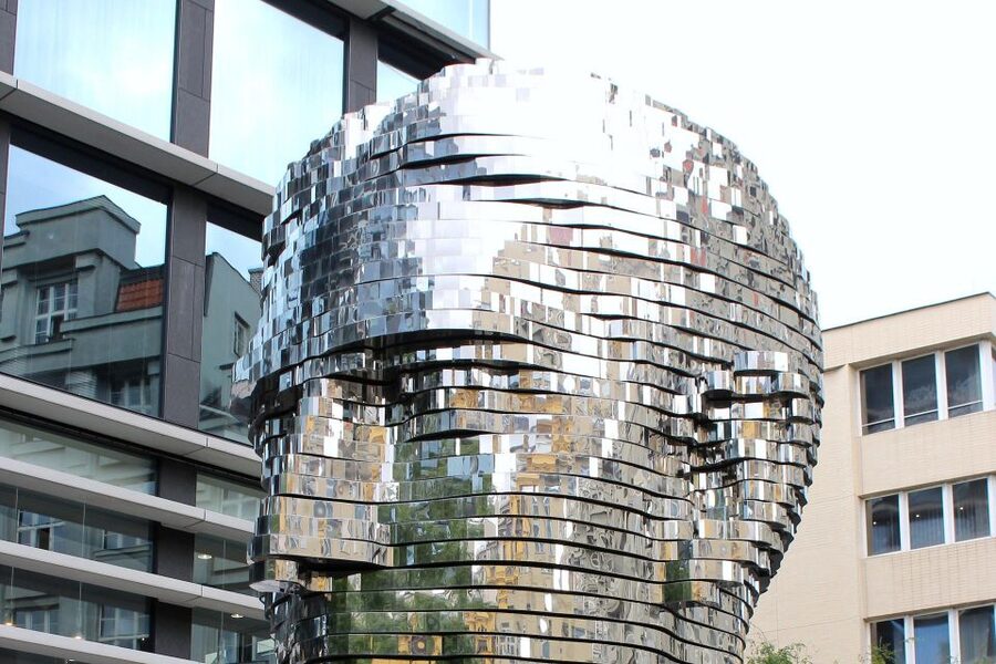 Contemporary art tour in Prague: the works of David Černý - Ten works, not just the famous ones