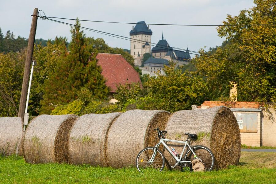 Countryside Bike Tour From Prague To Karlstejn Castle - Why this ride makes a good break from Prague