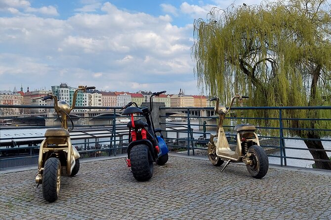 Create your own route on eScooter and enjoy Prague on wheels! - Republic Square, Powder Gate, and New Town