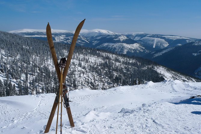 Cross-Country Skiing Guided Tour From Prague - Who will enjoy this mountain day most?