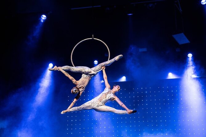 Czech Cabaret Show - Costumes, props, and the visual production