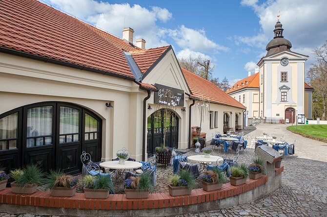 Czech Castles Scooter Tour for 1 day. The North Way. (audio guide) - Ctěnice Chateau Complex, one hour of history