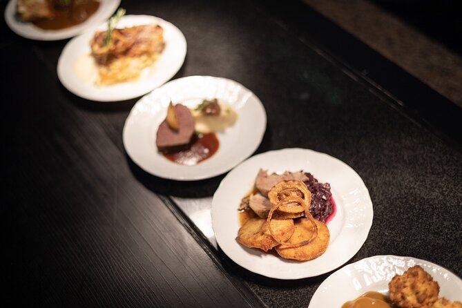 Czech Tapas with Unlimited Beverages at Stylish Restaurant Bar - Service and the pace of the evening