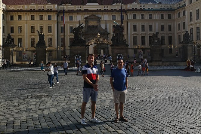 Discover Prague Private Tour - 3 hours - The Jewish Quarter, Wenceslas Square, and Powder Tower