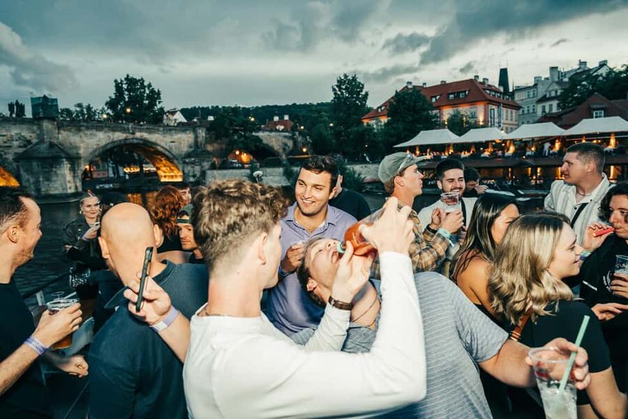Drunken Monkey Prague Boat Party Open Bar to Duplex Club - What the two-hour boat party feels like