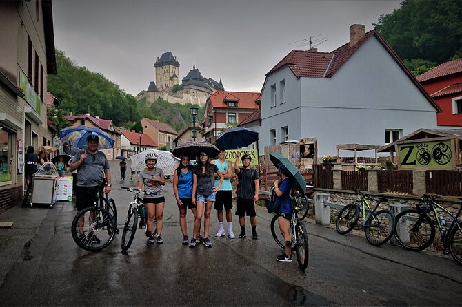 E Bike Day Trip I Visit a Roman Castle and Taste Craft Beer - Morning pickup and the ride out of Prague