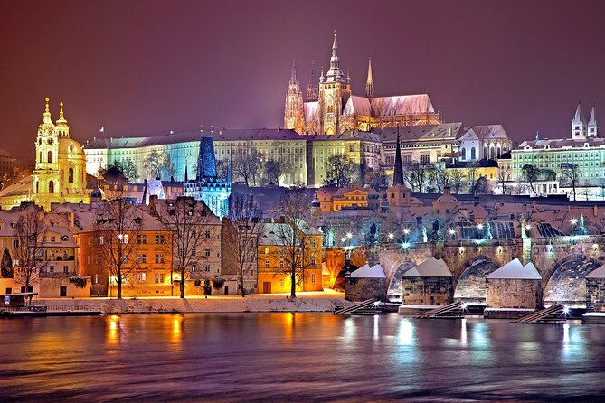 e-Scavenger hunt Prague: Explore the city at your own pace - The Franz Kafka Statue and Jewish Quarter