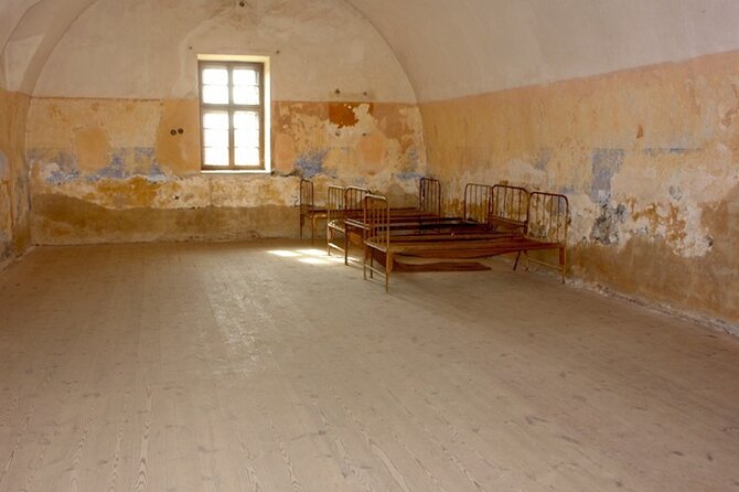Educational Private Tour of Terezin Concentration Camp - The Hidden Synagogue, Cemetery, Menorah, and Crematorium