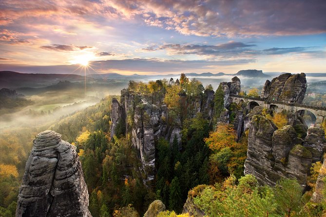 Elbe Canyon & Narnia Movie Locations Day Trip - Three hours among the pillars at Tisá Rocks