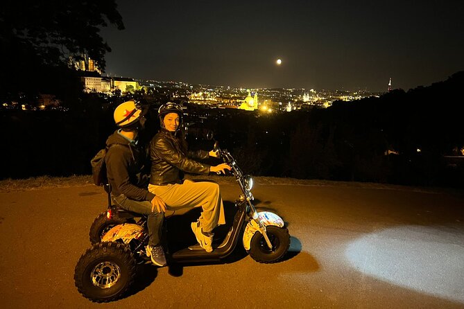 Electric Trike Night Tour in Prague - Live Guided - Letna Viewpoint and the five-bridge view