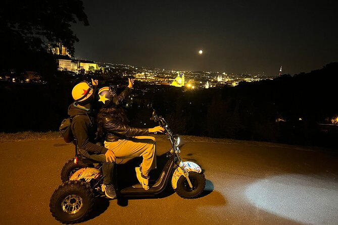 Electric Trike Night Tour in Prague - Live Guided - Starting at Štěpánská 55 with a proper practice run